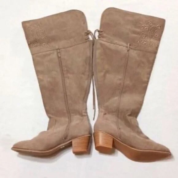 Torrid Embroidered Over-the-Knee Heel Boots - Picture 1 of 1